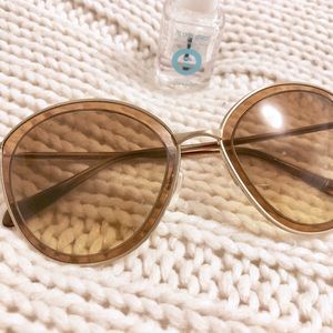 Oliver People’s Gwynne Sunglasses